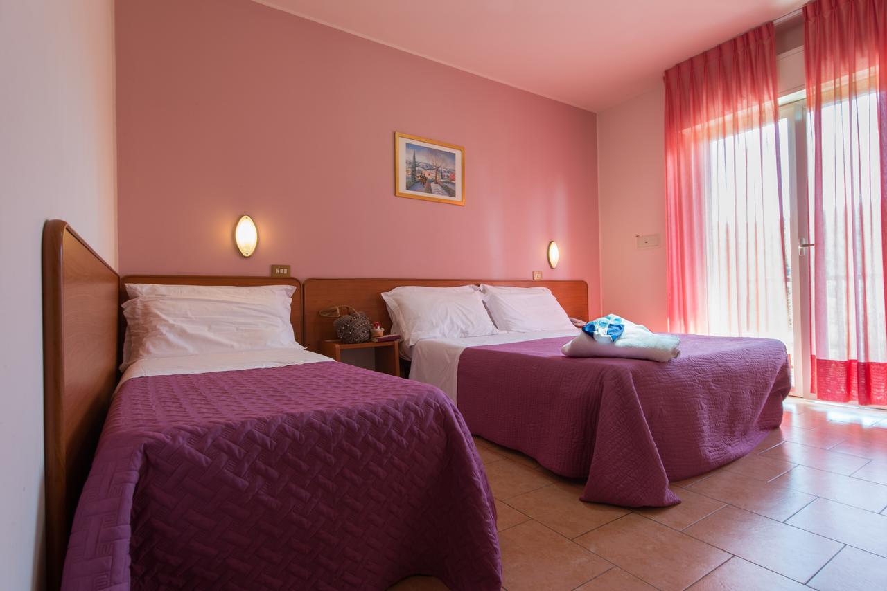 Hotel Torricella Magione Exterior photo