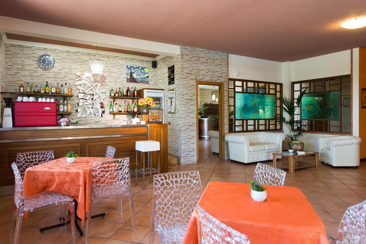 Hotel Torricella Magione Exterior photo